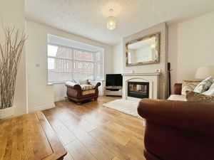 Lounge- click for photo gallery